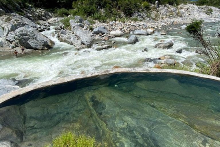 AGUAS TERMALES NIXANDÚ -1